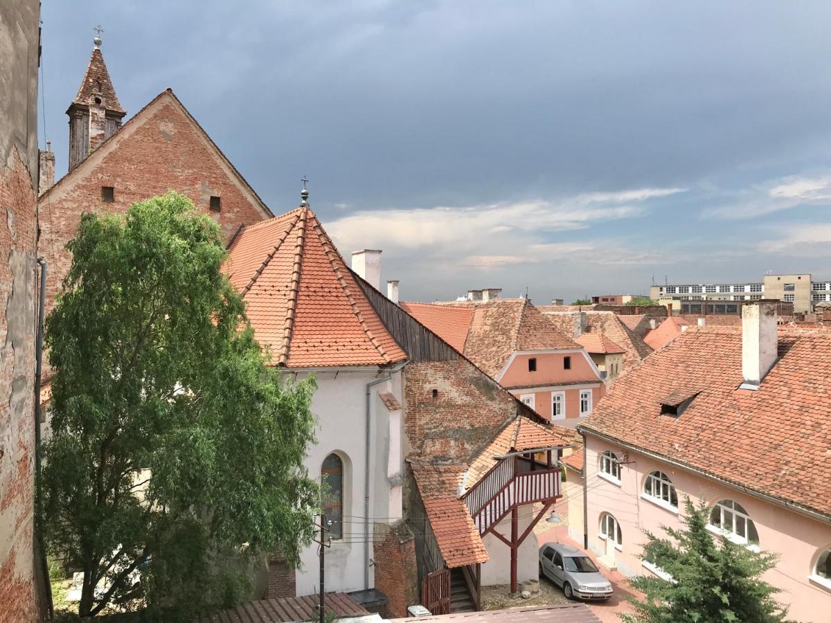 The Bridge Of Lies Apartment Sibiu Exteriér fotografie